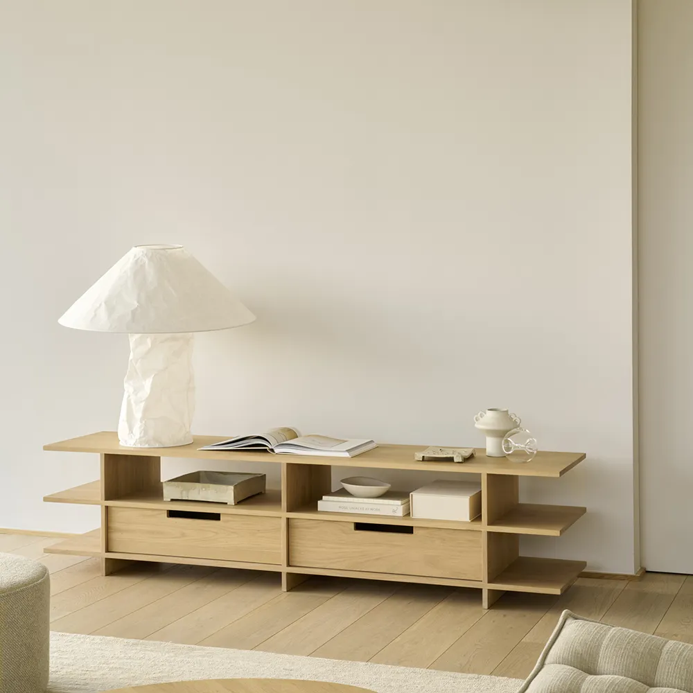TV-bord i eg Kabuki