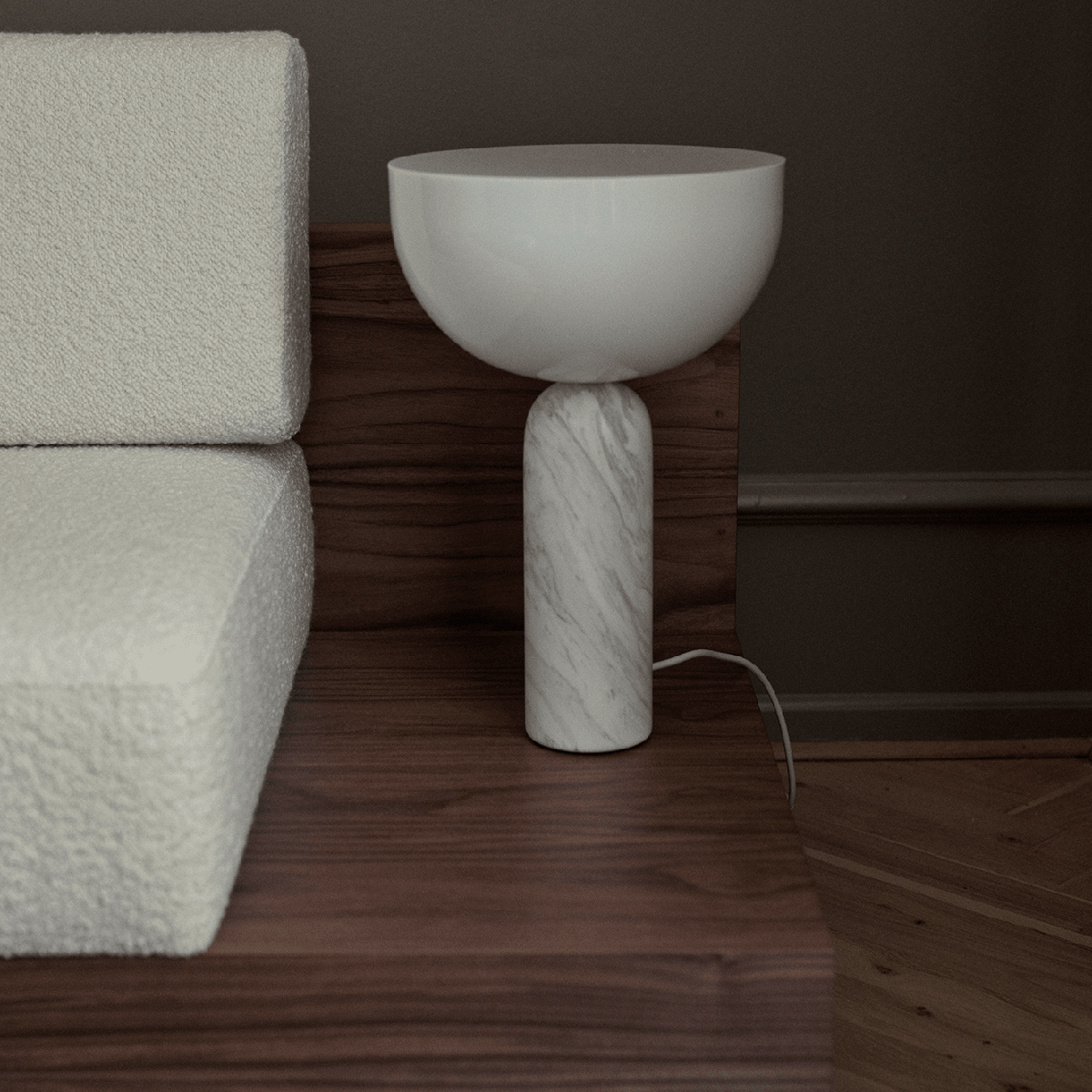 Kizu Bordlampe Large Hvid Marble EU