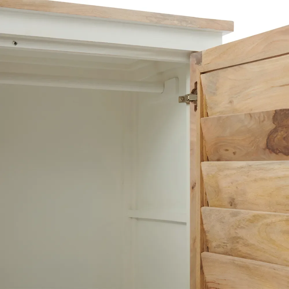  Pacifica garderobeskab