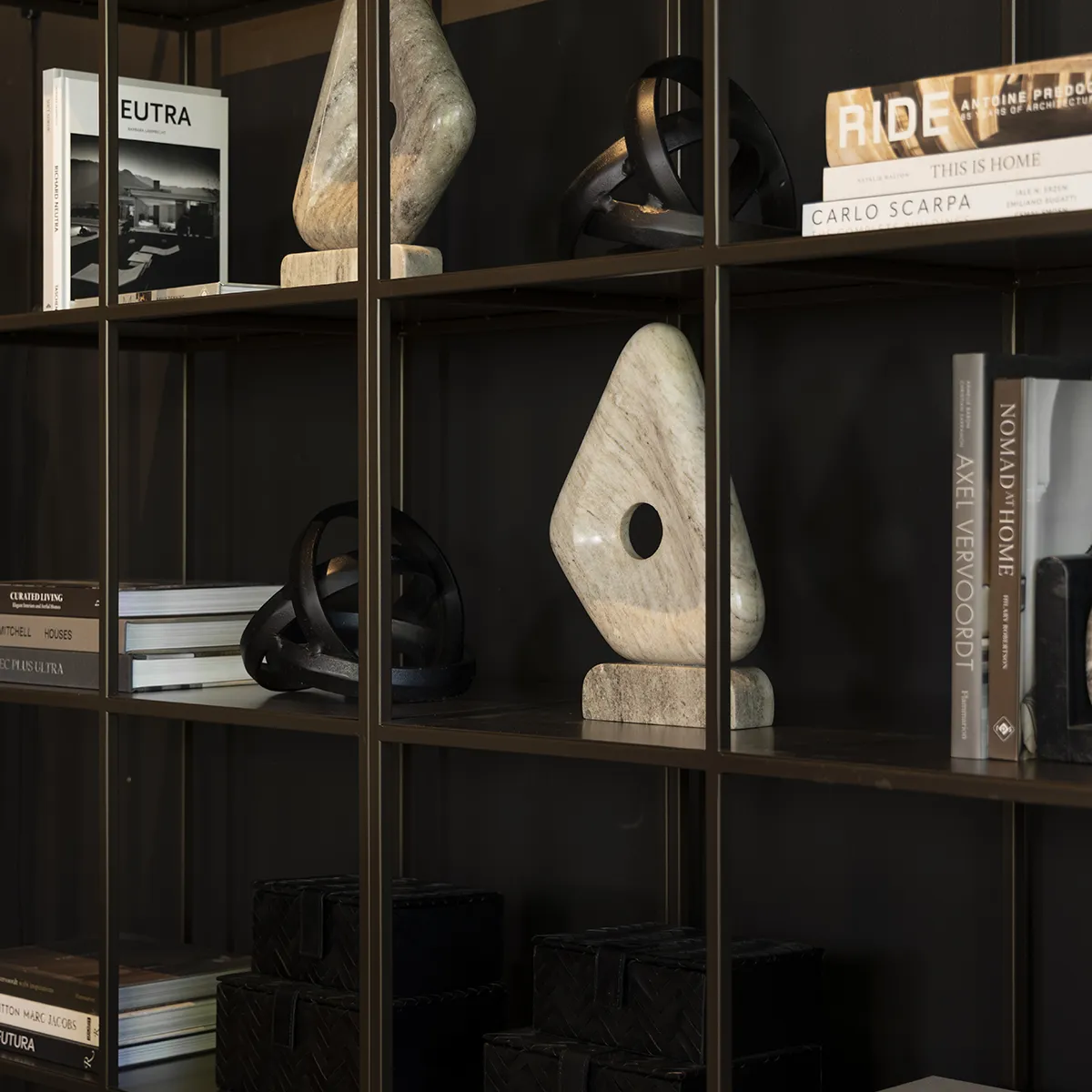 Stor Metalreol Cedes Anodic brown