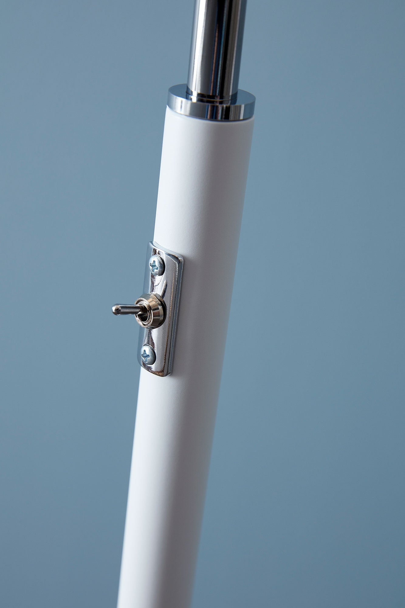 Costello gulvlampe, mat sort, E27+Mr16, inkluderer lyskilder, ekskluderer tekstilskærm