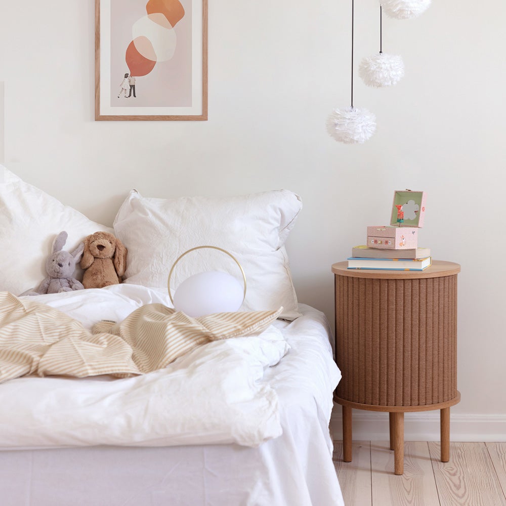 Audacious sidebord i egetræ/Sugar Brown