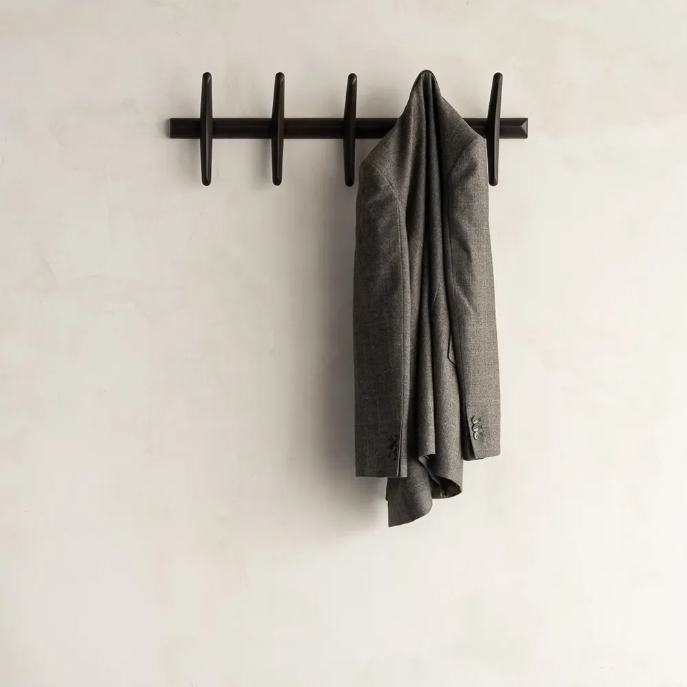  PI knagerække lysebrun lakeret mahogni