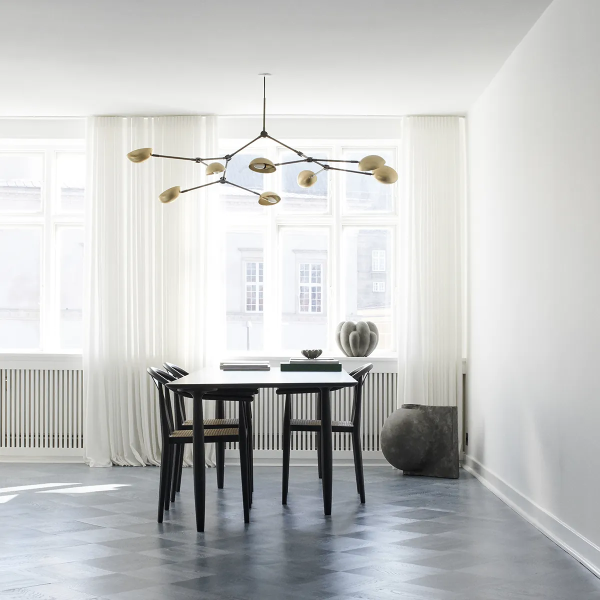 Håndlavet Dekorationsskål Bloom Dark Grey Ø 15,5 cm