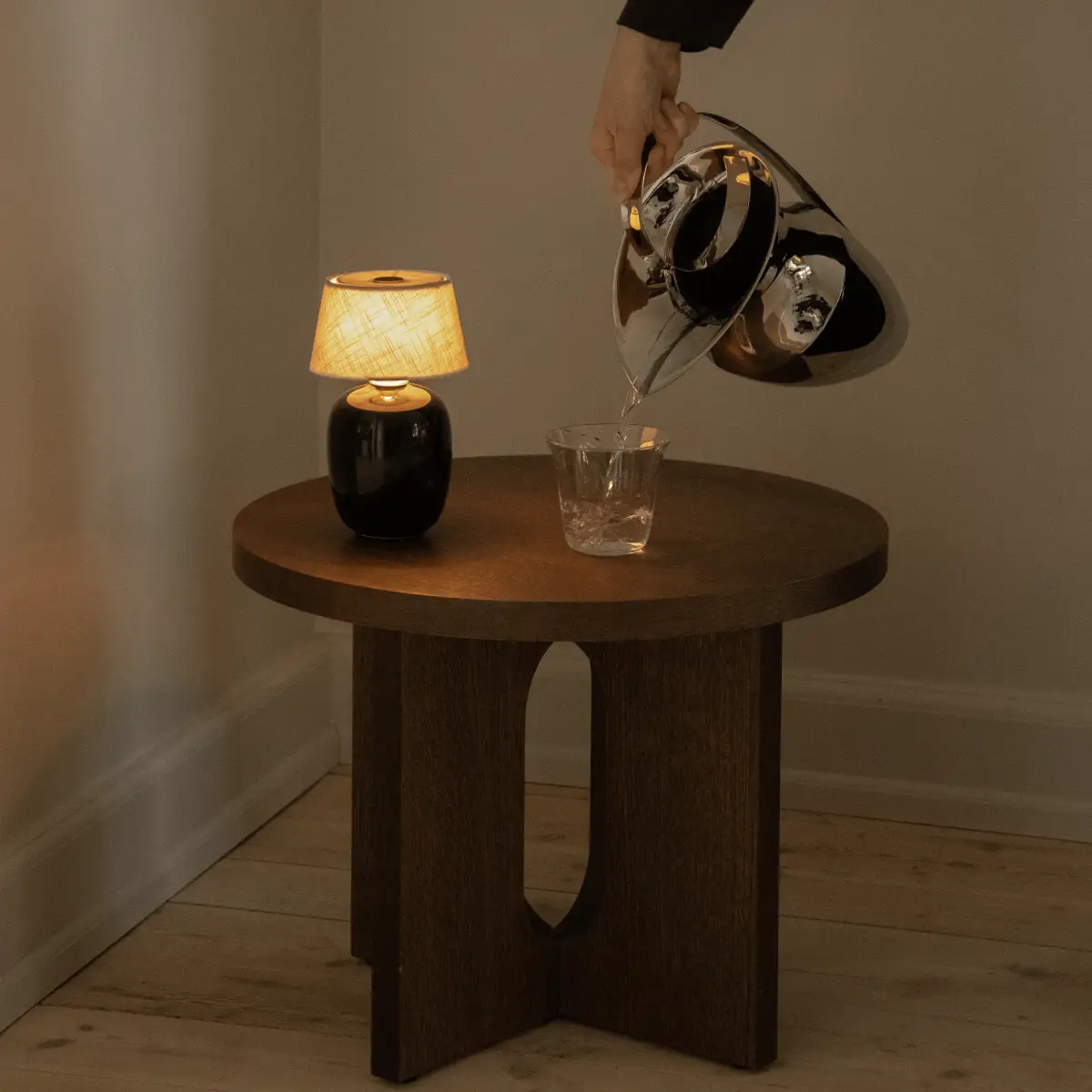 Torso Bærbar Lampe Sort