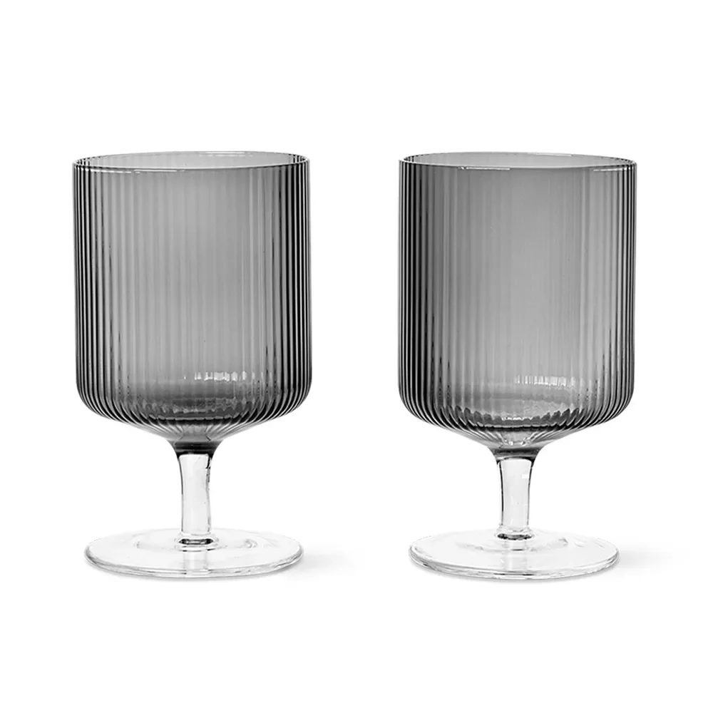 Ferm Living Ripple vinglas 2 stk. Smoked grey