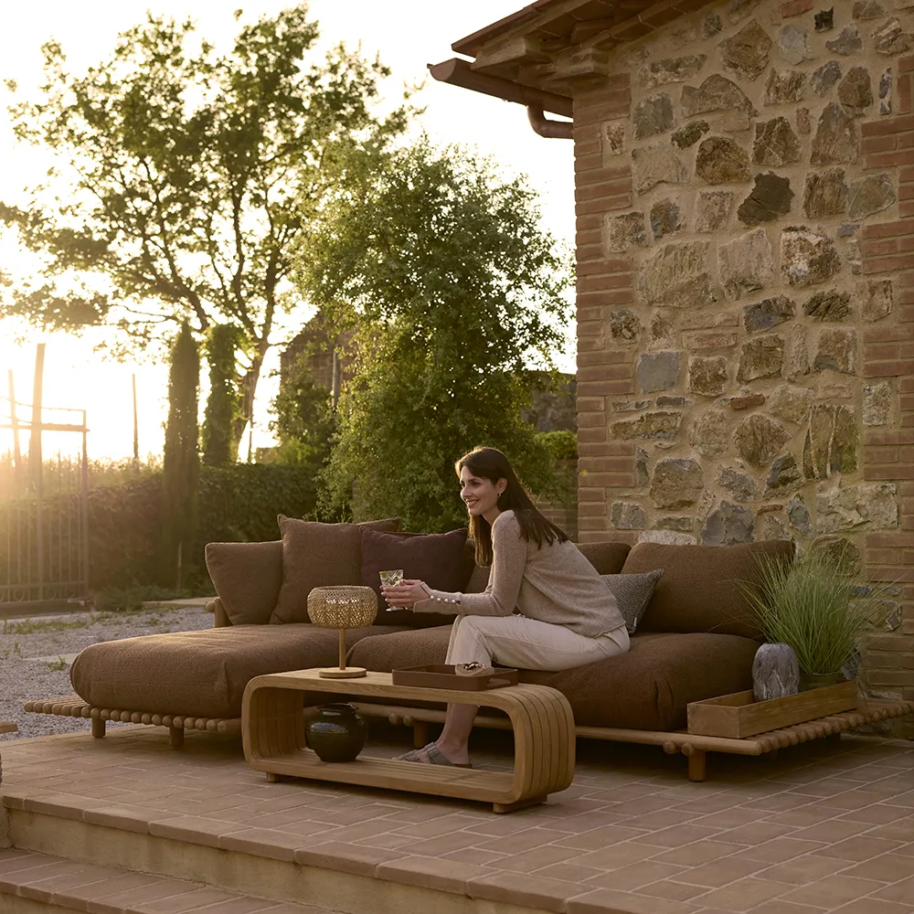 Sticks sofa m/chaiselong Teak/desert sand