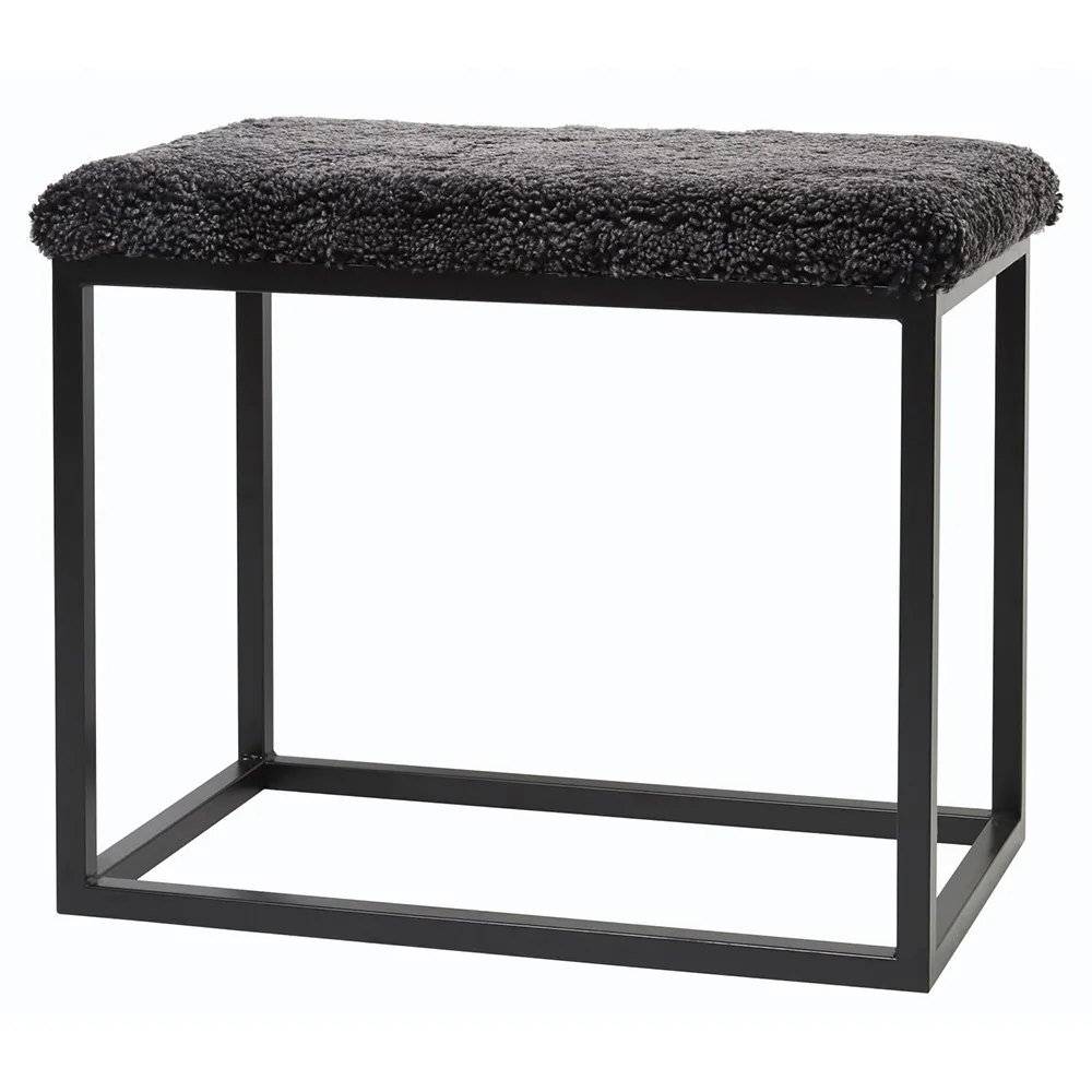 Skinnwille, Palle Bænk fåreskind 60x35 cm Darkgrey/Black