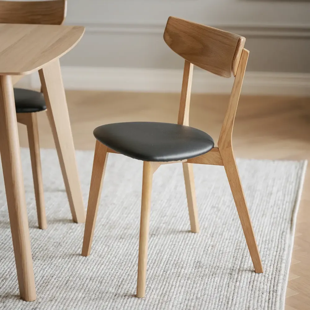 Ami spisebordsstol eg/sort kunstlæder