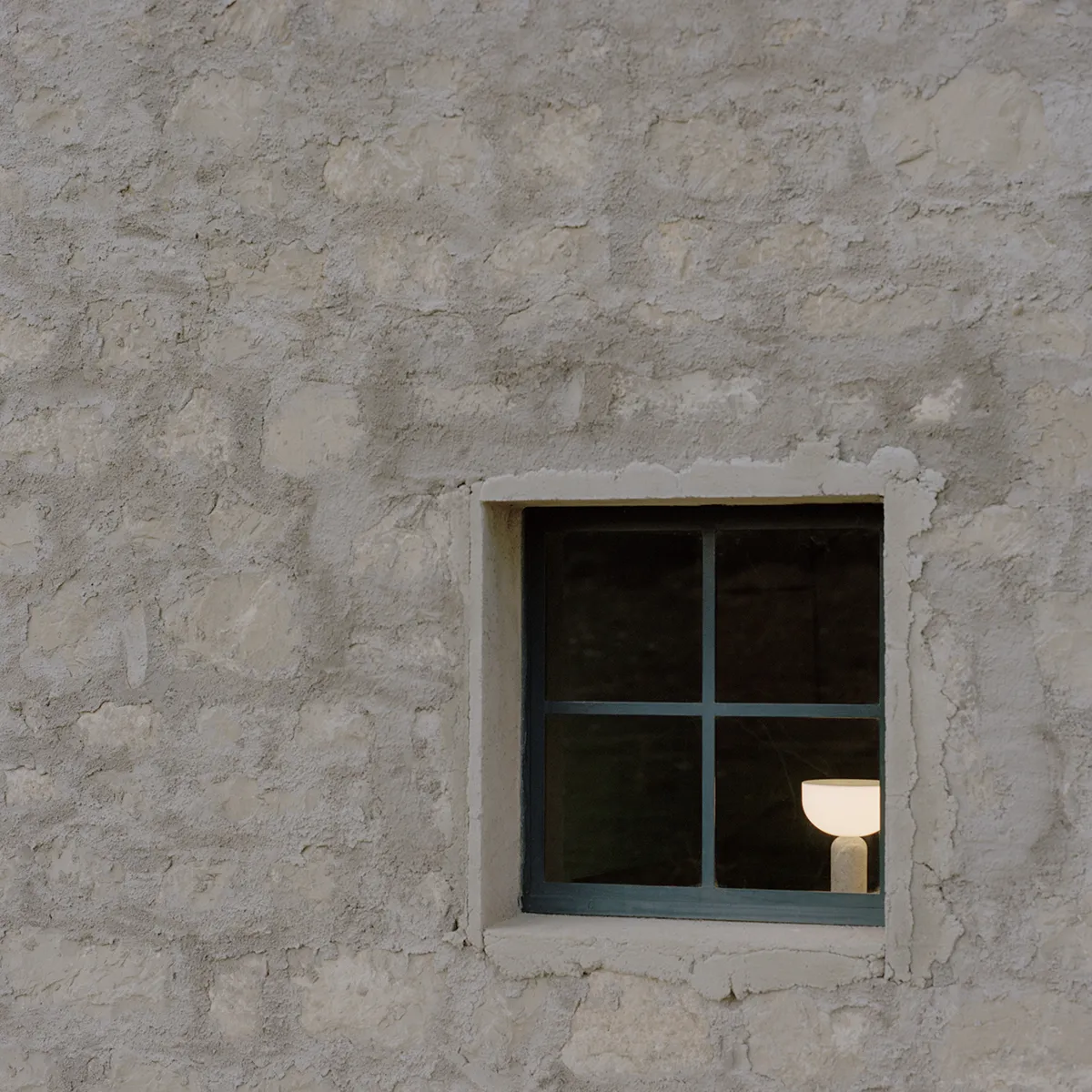 Kizu Bærbar bordlampe Hvid Marble