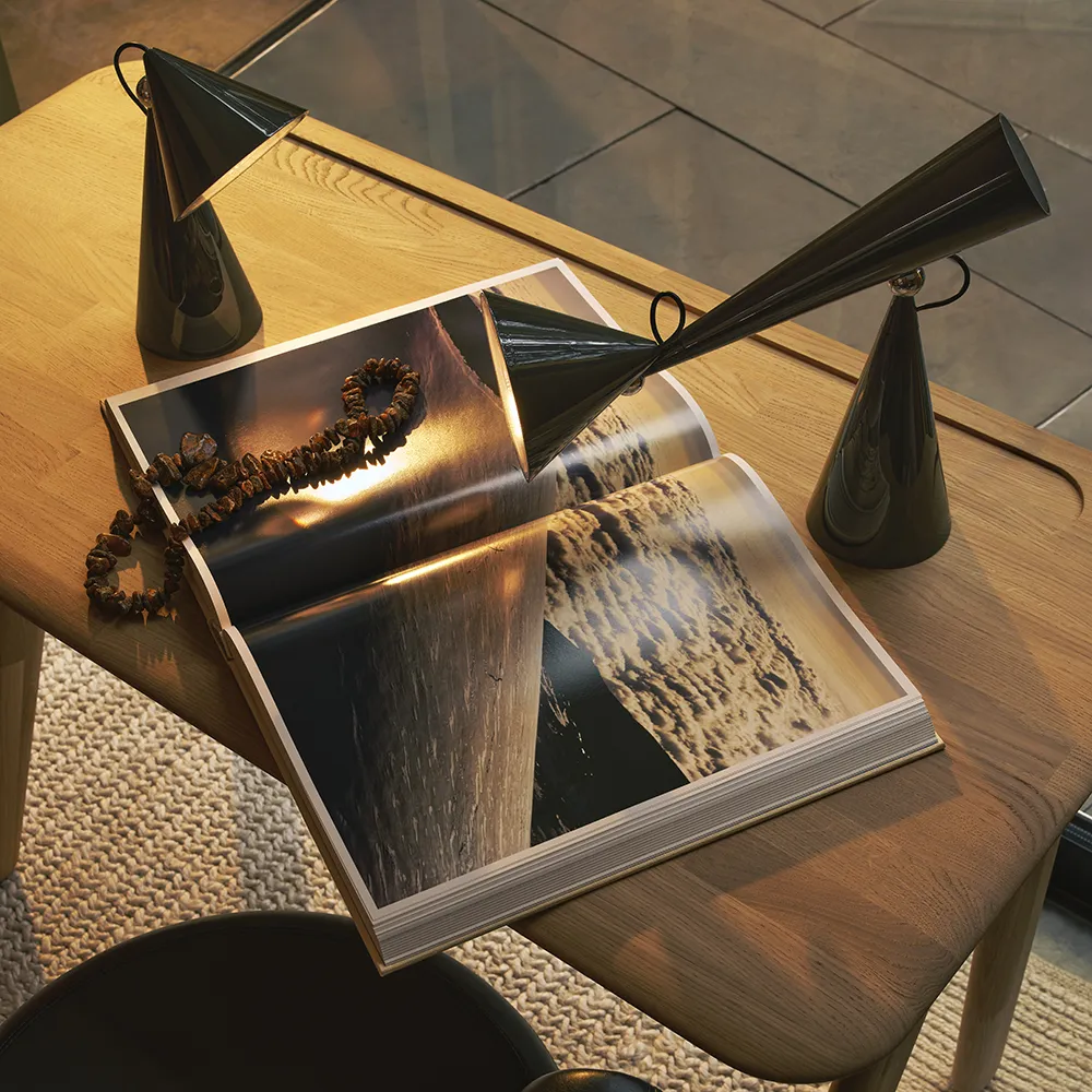 Pose Portable Kelp LED