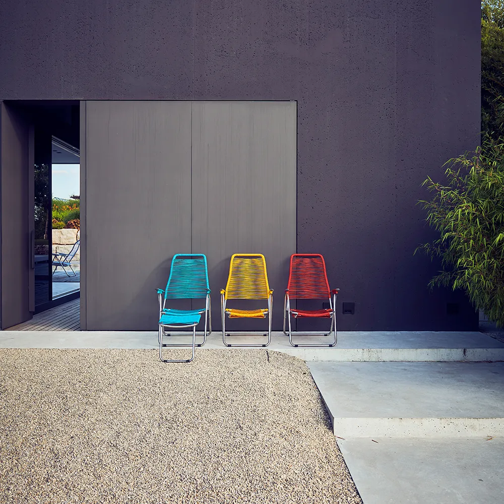 Spaghetti footrest red matt aluminium