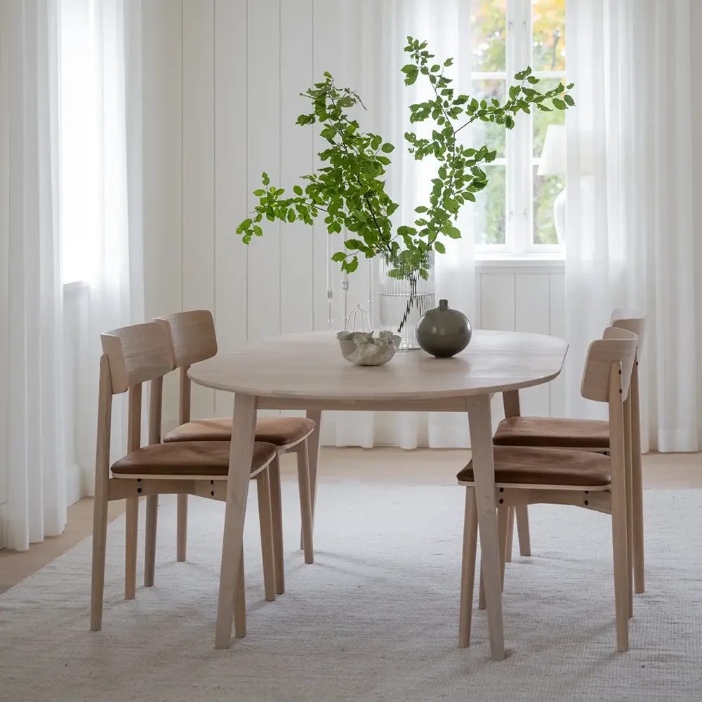 Wolcott spisebordsstol hvid pigmenteret eg/brun