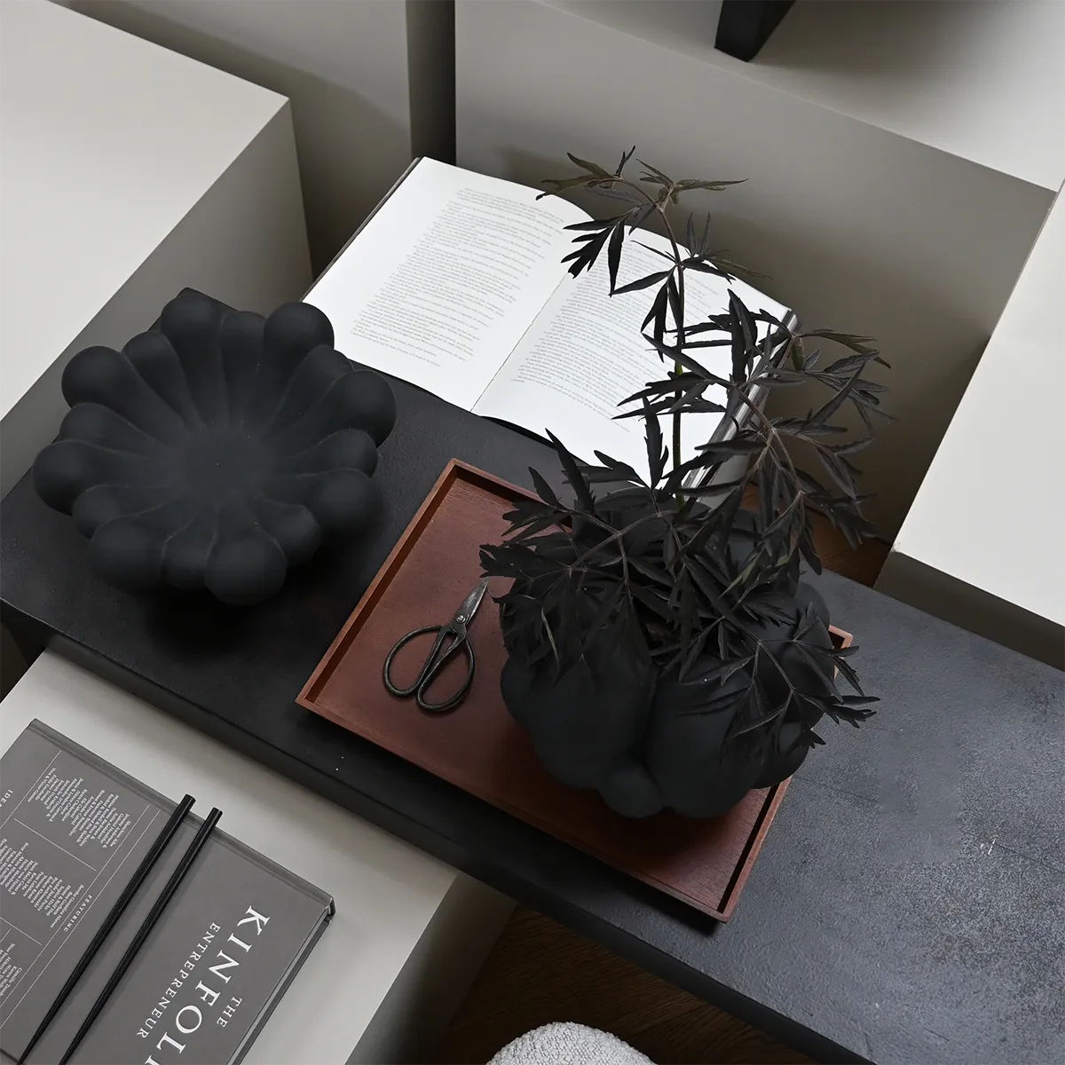 Håndlavet Dekorationsskål Bloom Black Ø 28,5 cm