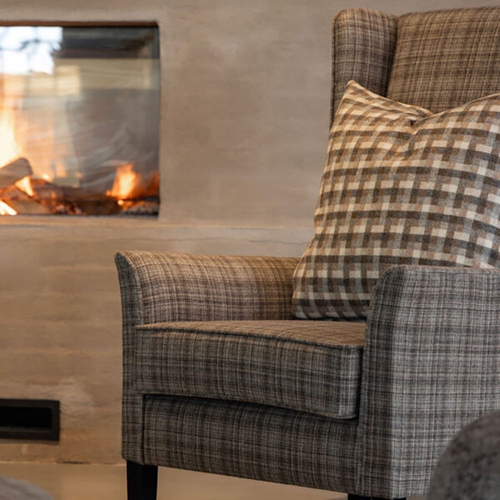  Rockwell stof lænestol - Callum ternet brun