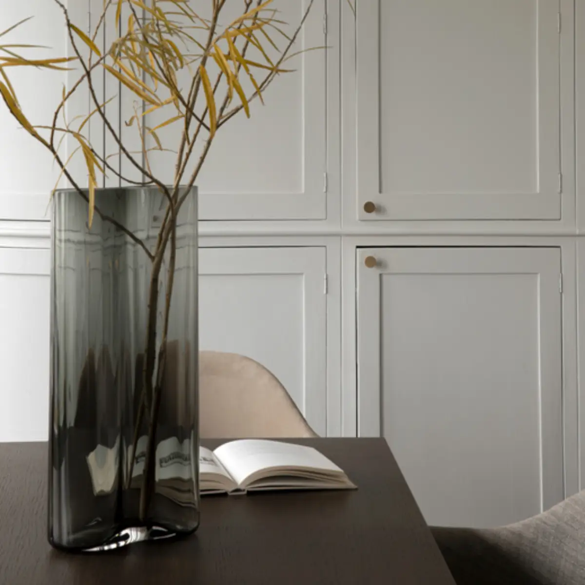 Aer Vase - H33 cm - Røg