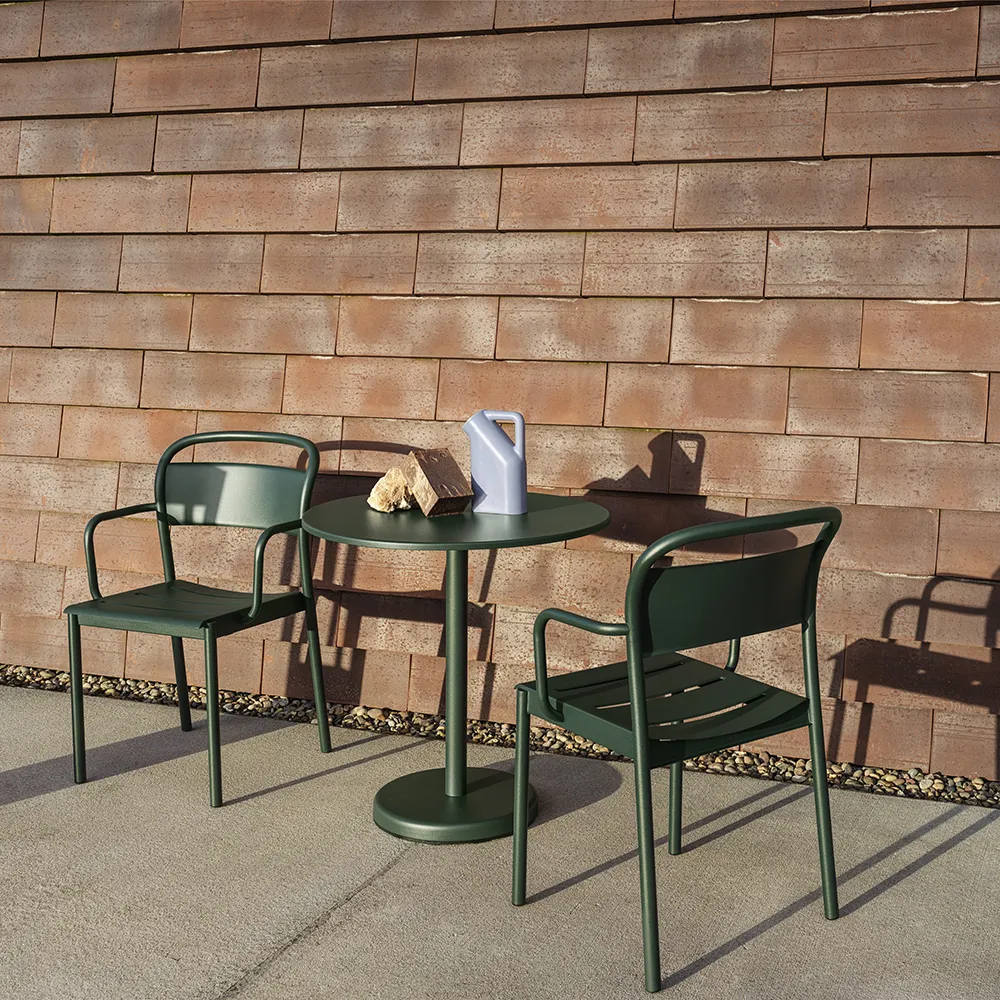 Linear Steel Stol med armlæn - Dark Green 