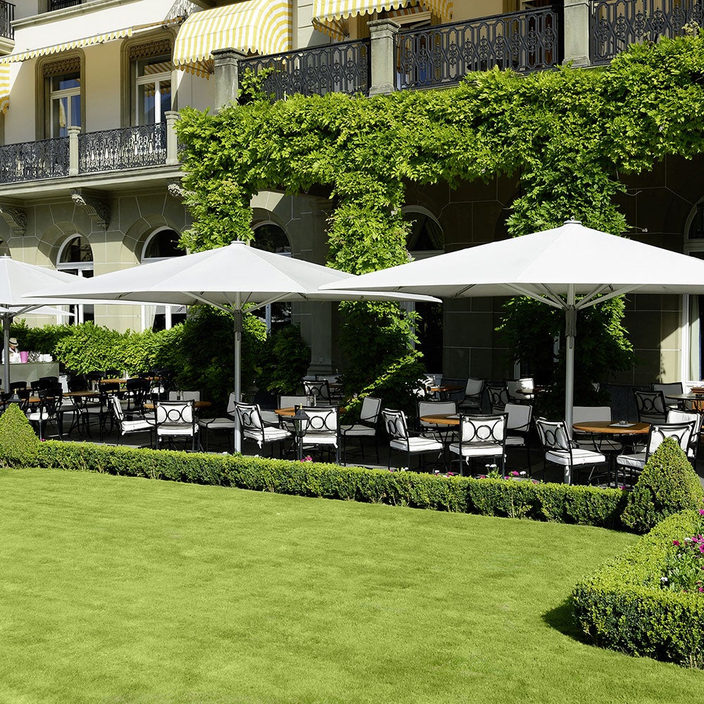 Sombrano S+ Frithængende Parasol 400x300 cm Kat.5 Antracit Alu/514 Corn Glatz