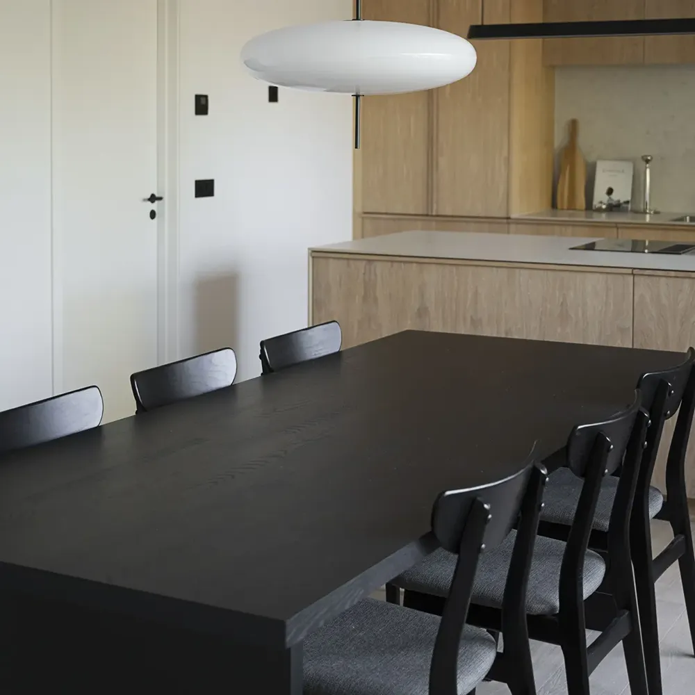 Emmett Spisebord 240 Sort alder