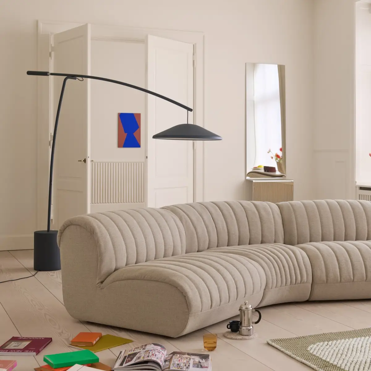 Contra-gulvlampe – Sort