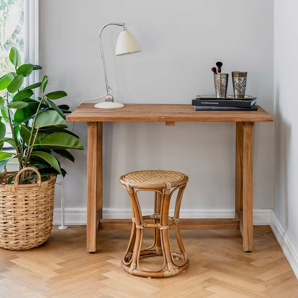 Bella Skammel i Rattan Antik