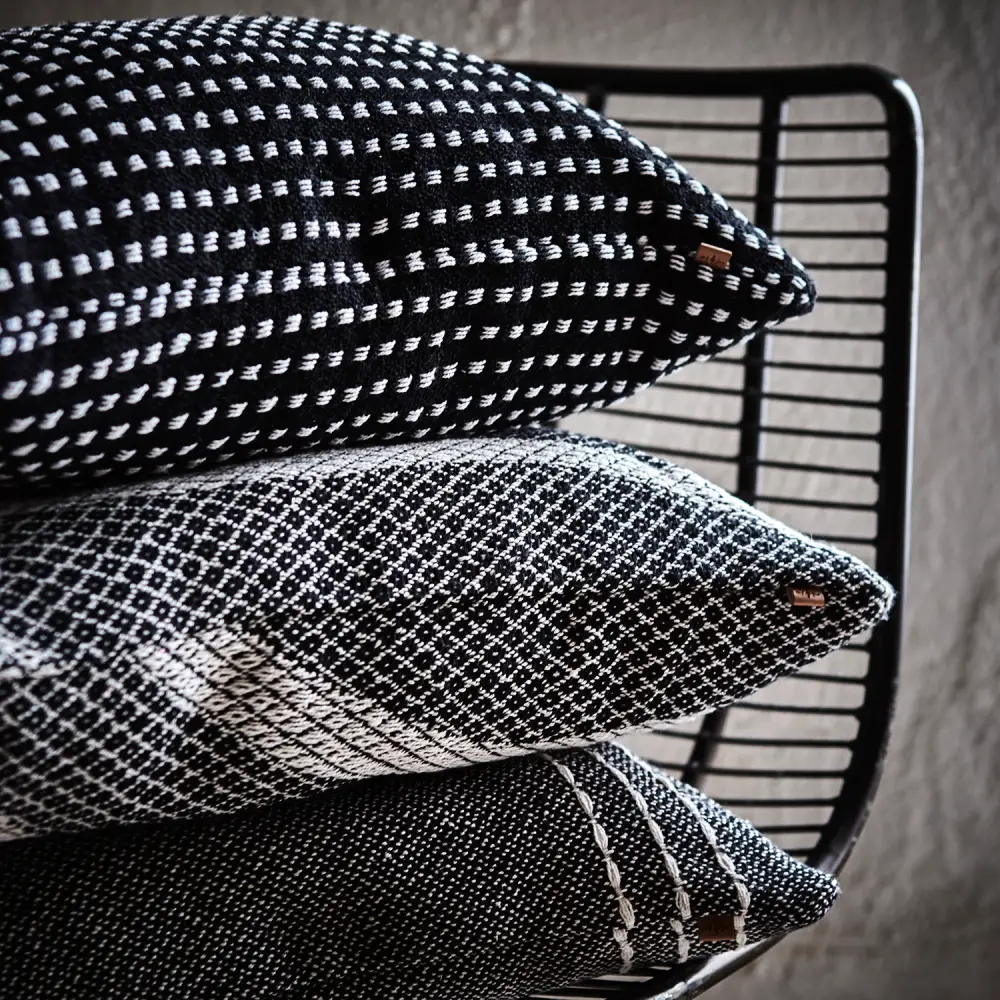  ANNA pudebetræk sort/hvid 50x50 cm