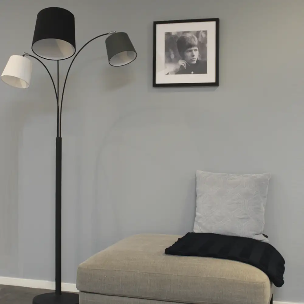 Foggy gulvlampe 3 Sandsort