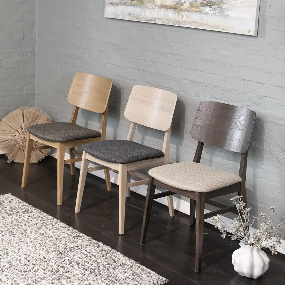 Stevie Spisestol i olieret eg/brun 2-pakke