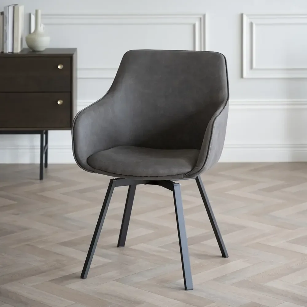 Alison stol med armlæn mørkegrå microfiber/ben i sort metal