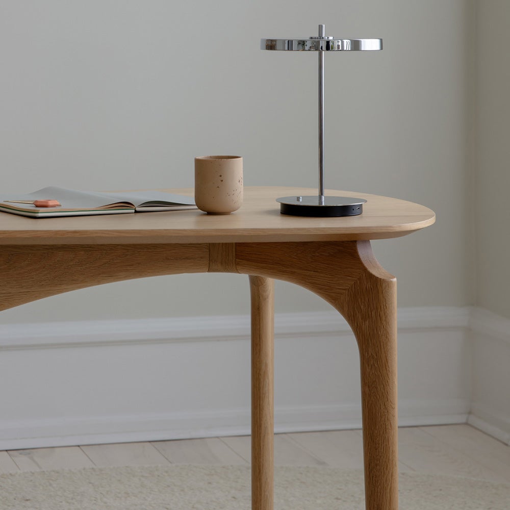 Duende  Skrivebord eg