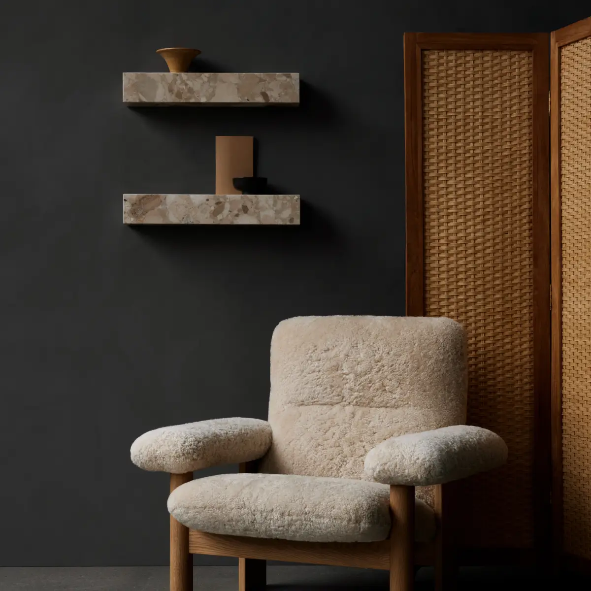 Plinth Hylde Marmor Kunis Breccia
