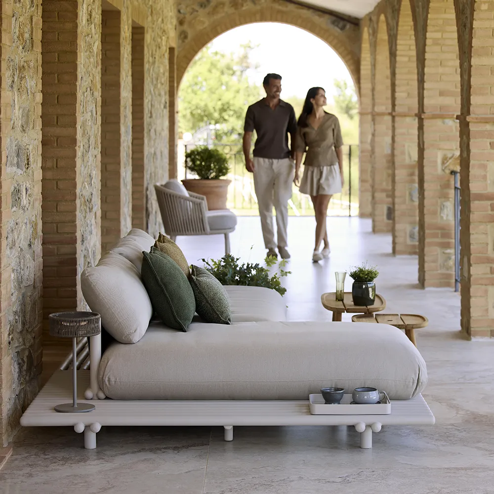 Sticks sofa m/chaiselong Alu/sand