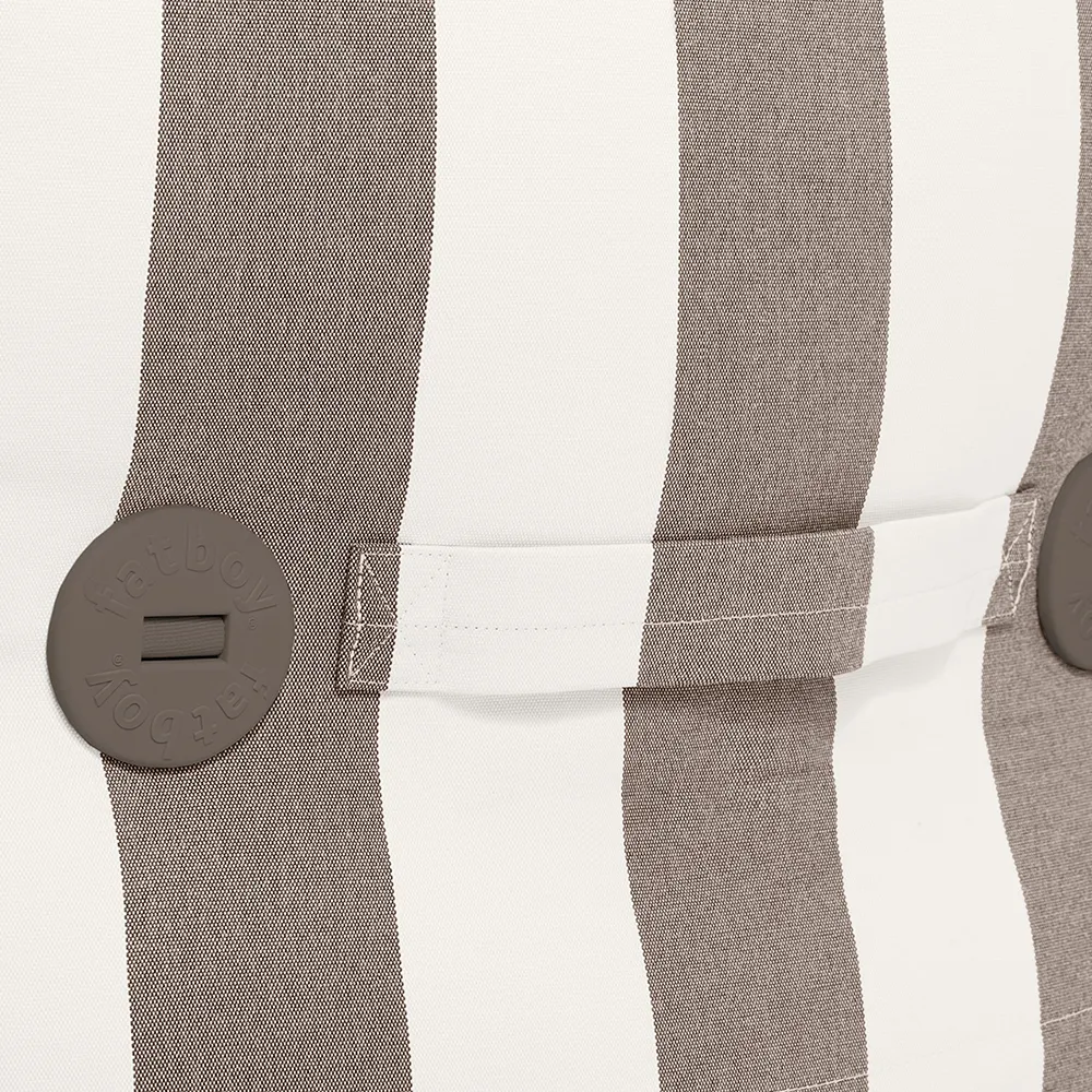 The BonBaron outdoor stripe cacao