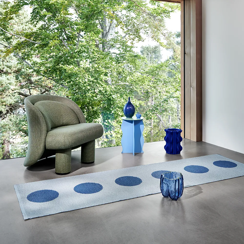 Vera Pop tæppe River Blue/Blue Fog 70 x 200cm