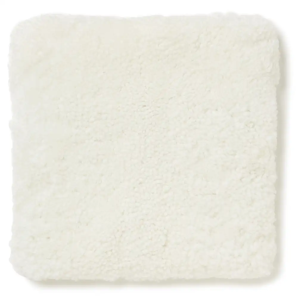 Skinnwille Curly siddehynde fåreskind 40×40 cm White