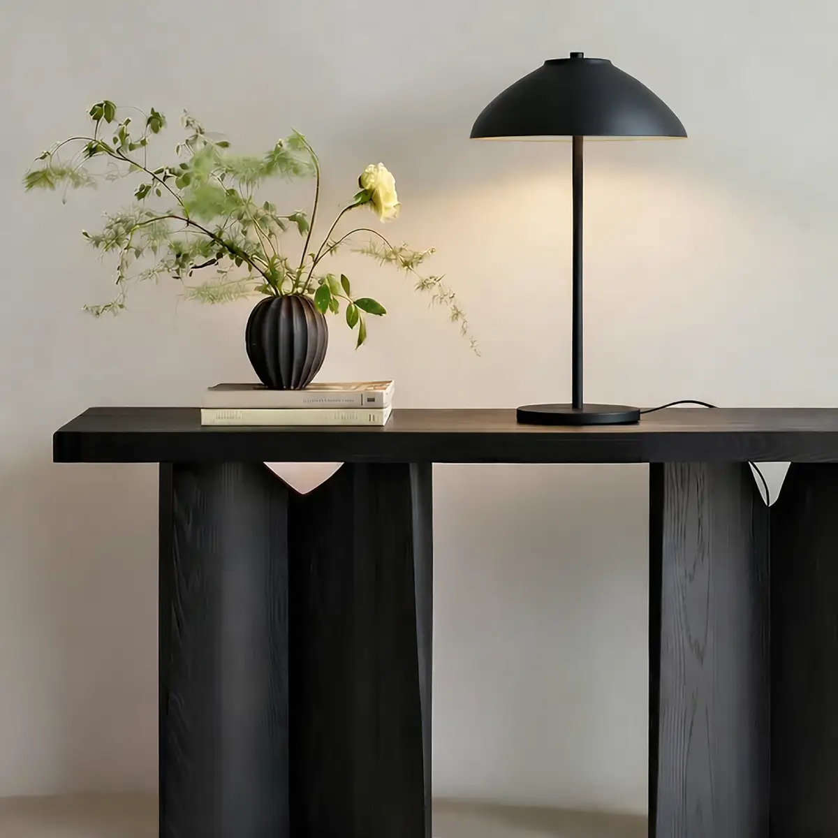 Vali-bordlampe Ø24xH40 cm metal matsort