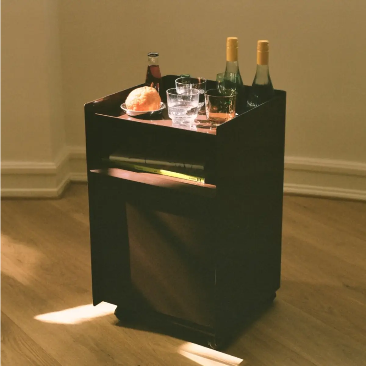 Folded Trolley med skuffe, højde 61,5 cm – sort