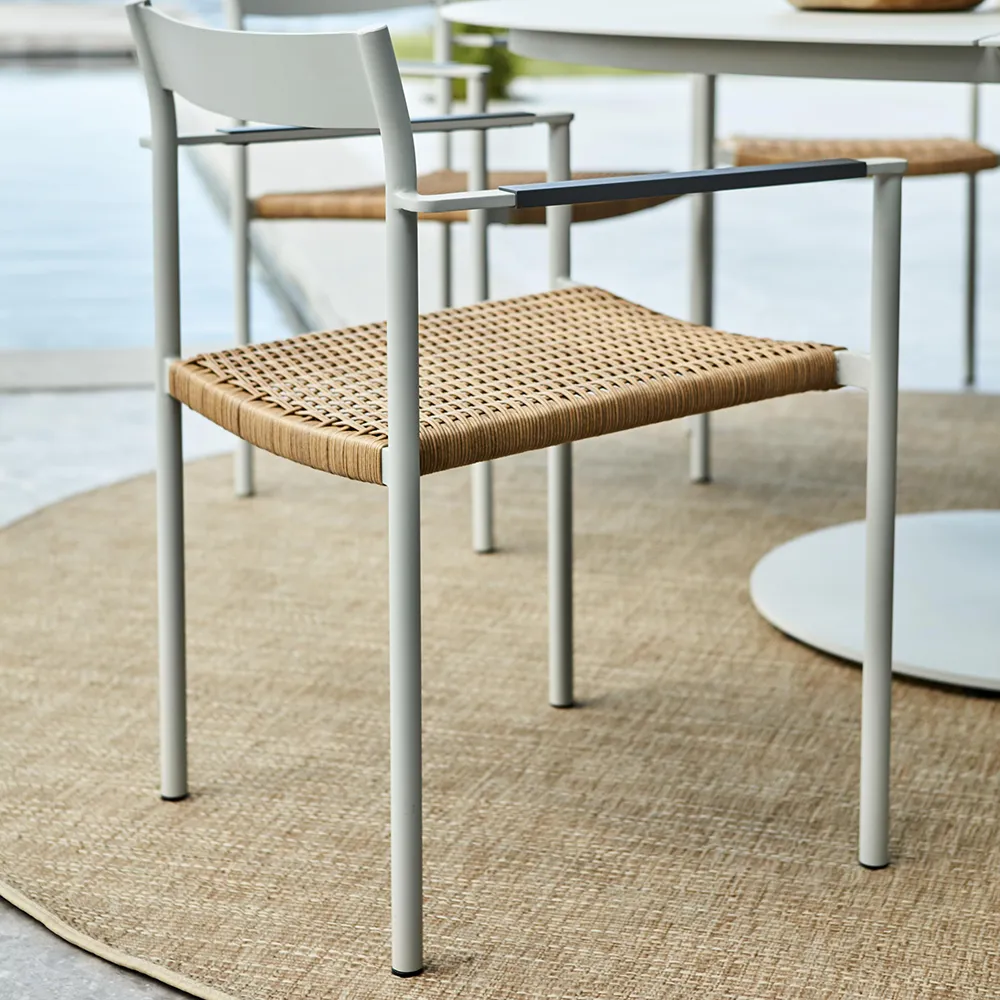 DK armlænsstol light grey 