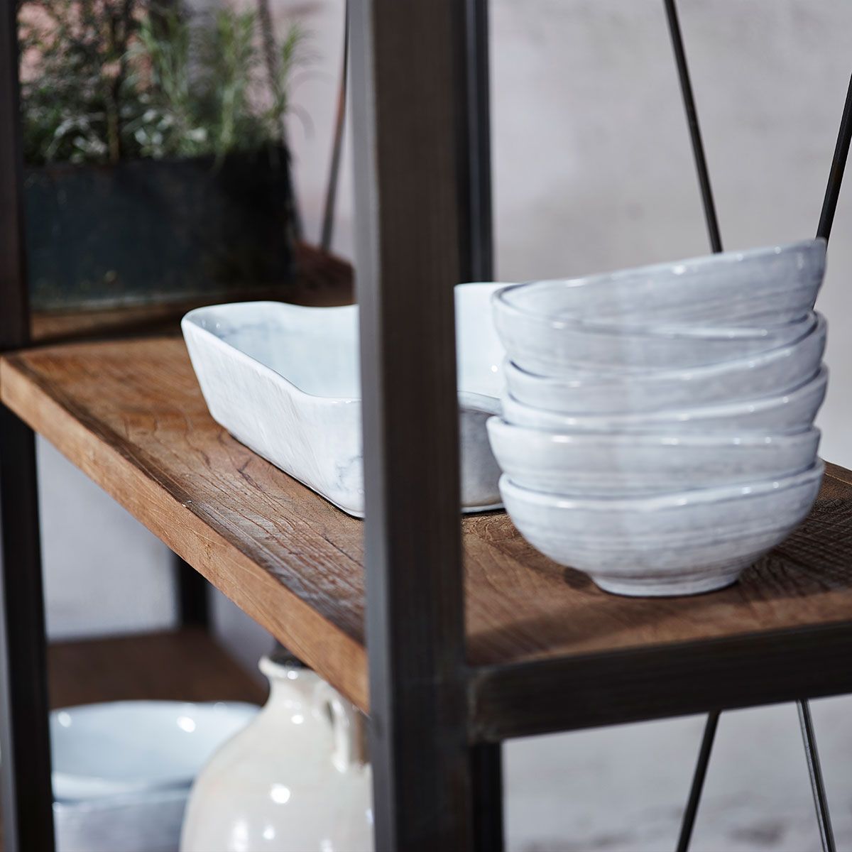 Shelly Boghylde Teak