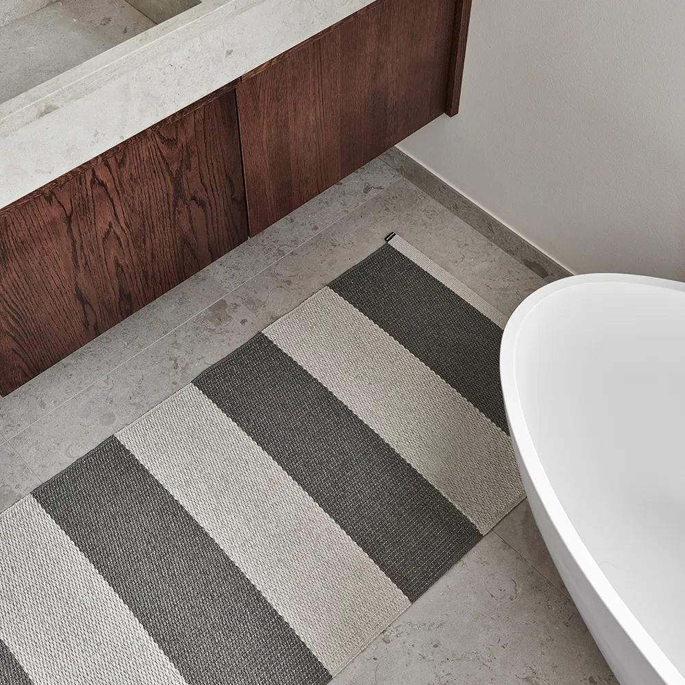 Bob taeppe Charcoal/Linen 140 x 180 cm