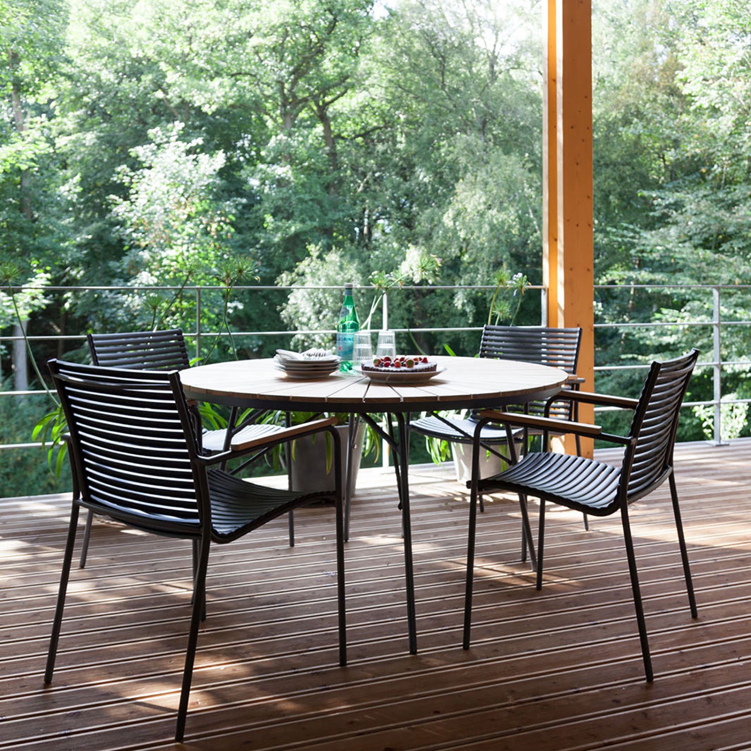 Hard & Ellen 110 cm havebord antracit/teaktræ 