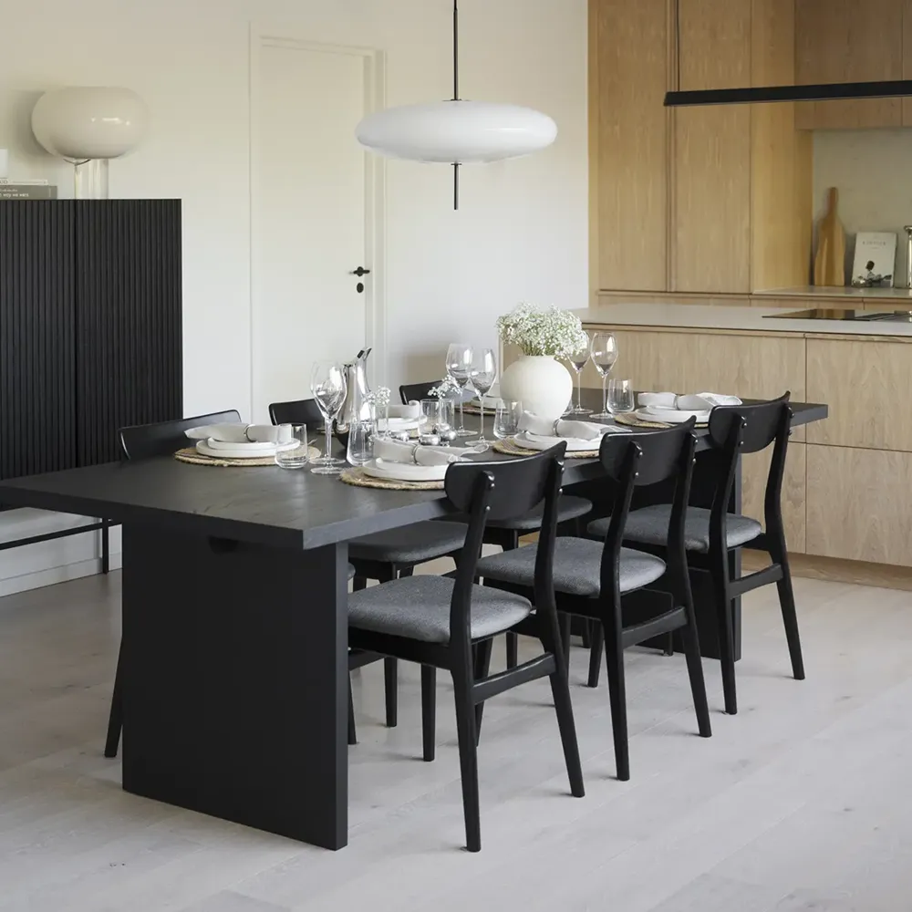 Emmett Spisebord 240 Sort alder