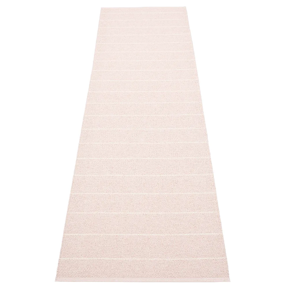 Pappelina Carl taeppe Pale Rose/ Pearl Pink 70 x 270 cm