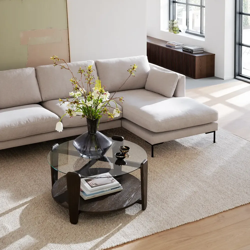 Corwin sofa 3,5-sæders sofa chaiselong højre stof Rita lys beige