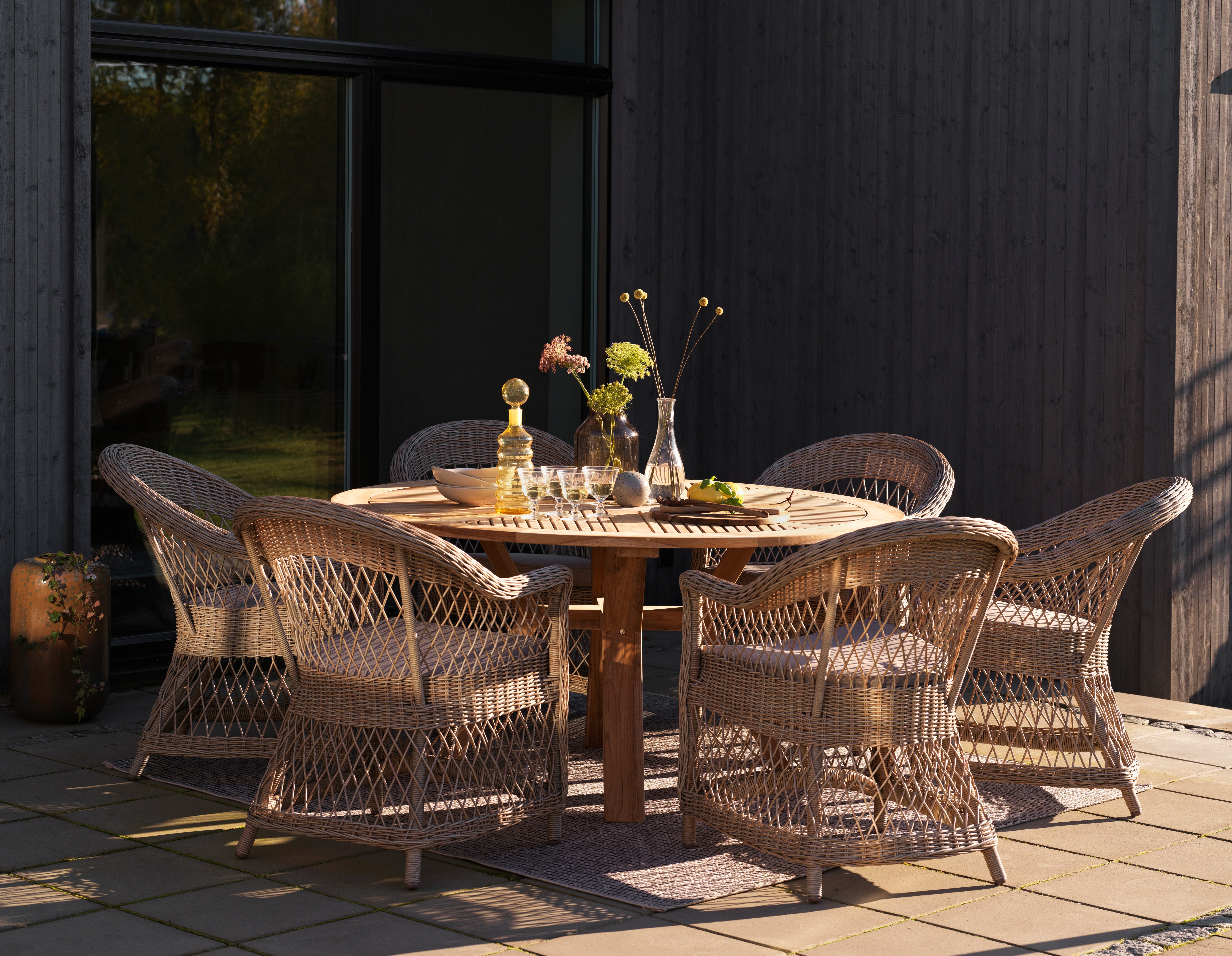 Circus Spisebord 150 cm Teak Brafab