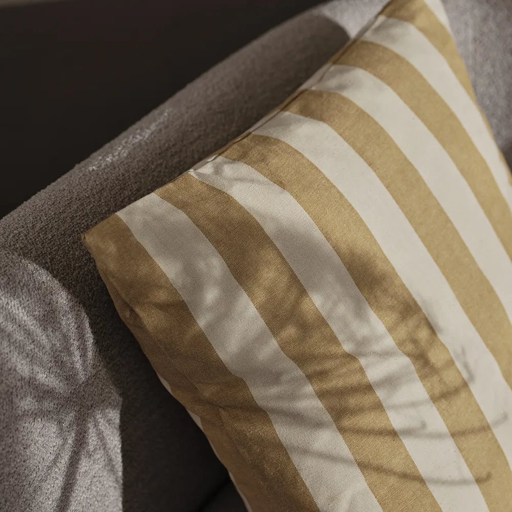 Strand Ornamental pude Warm Yellow/Parchment