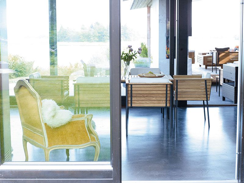 Häringe Spisebord 85x170 cm Sort/Teak Skargaarden