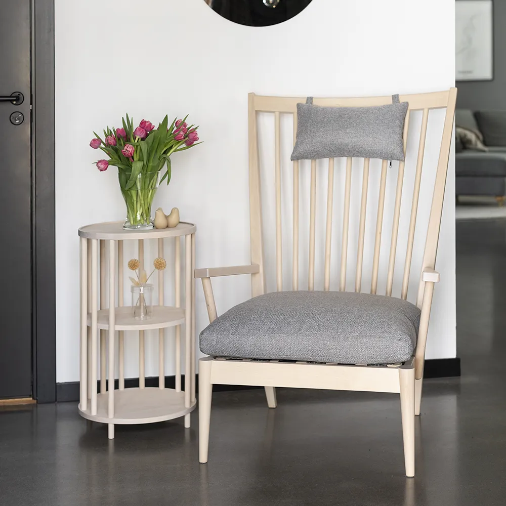 Orust sidebord hvidpigmenteret birk